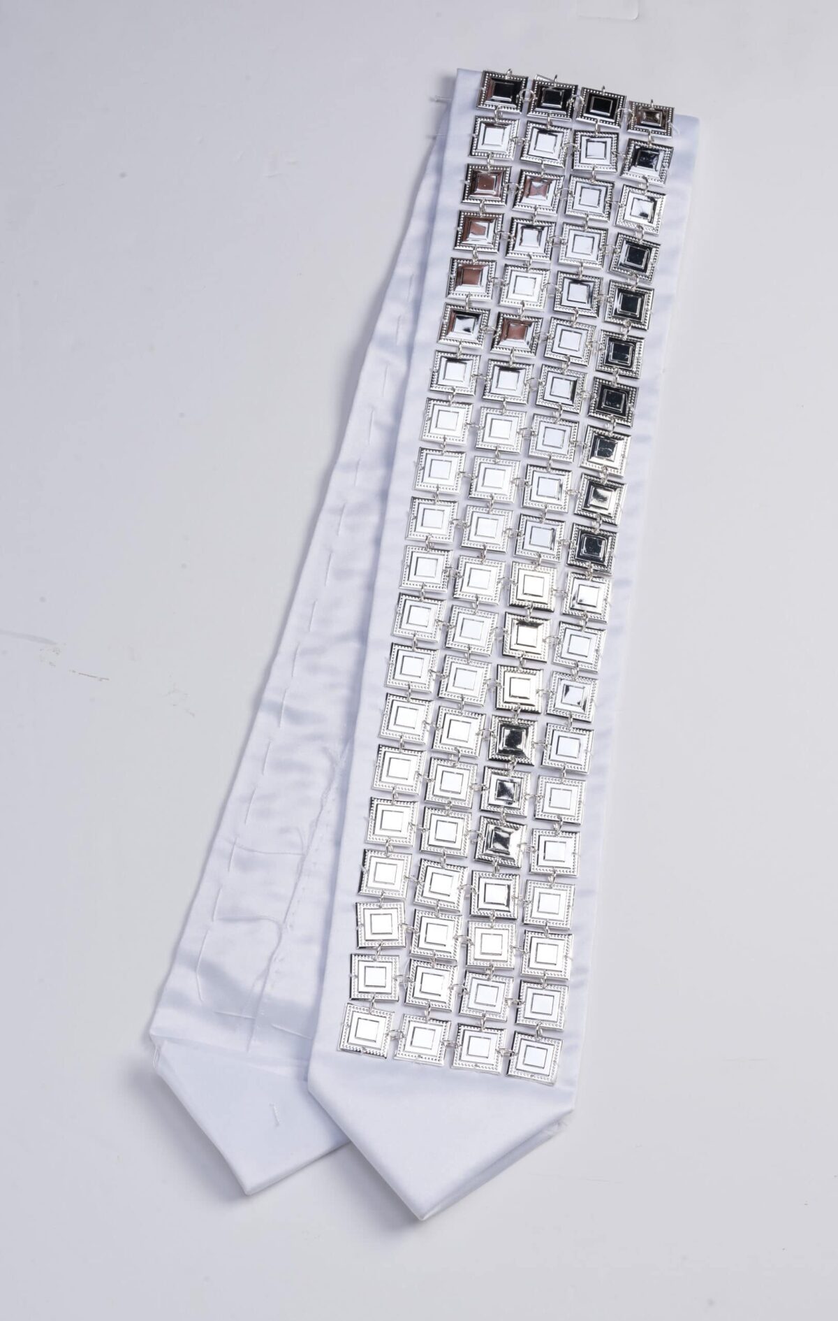 Atra Dmui Silver Ribuim