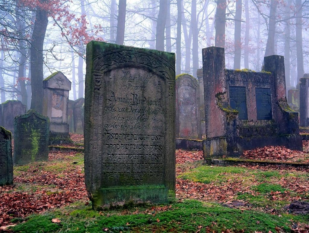 jewish-graveyard-jews-195099