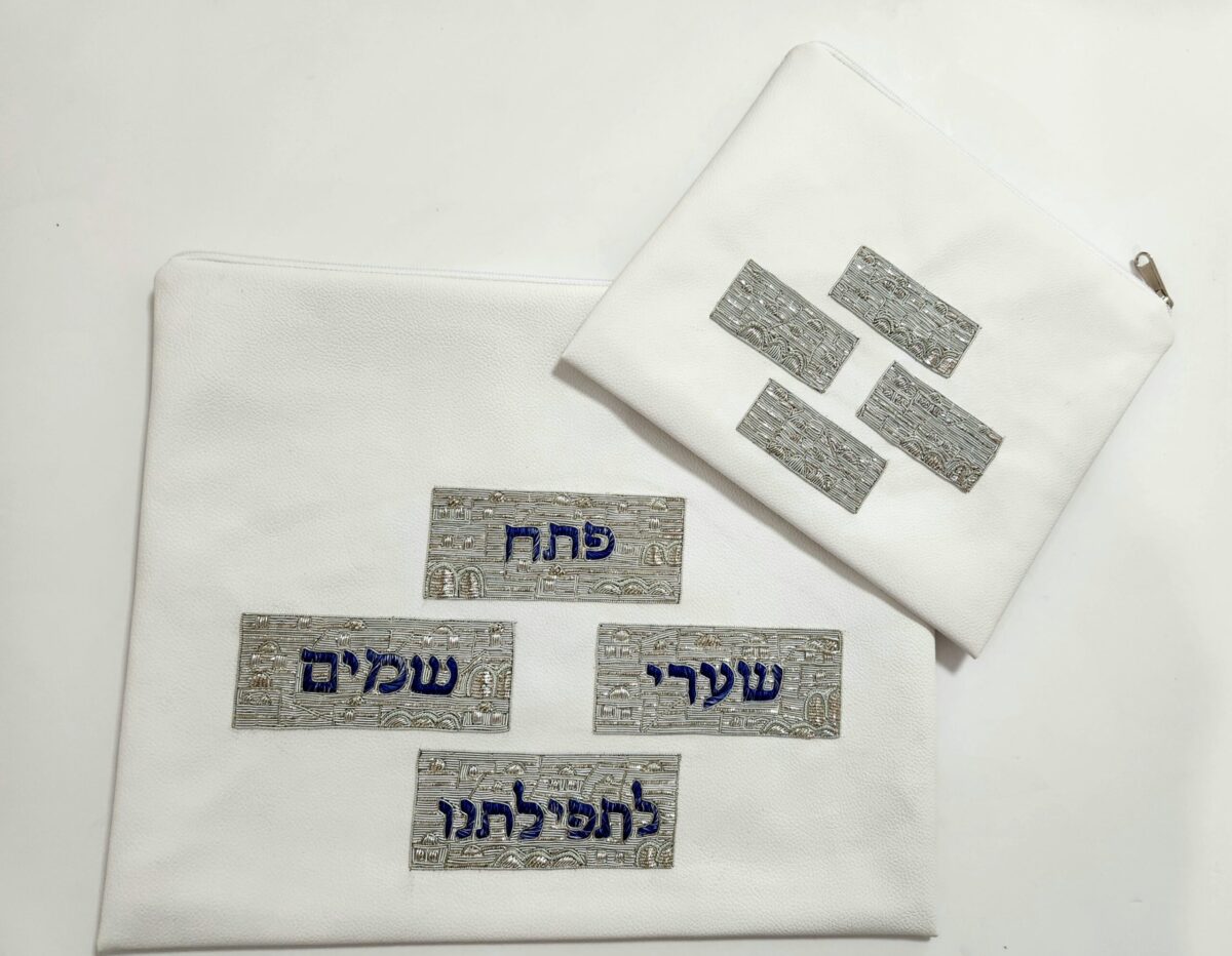 סט כיסוי לטלית ותפילין אימפלה דמוי עור – פתח שערי שמיים כחול – ע"י חוטי כסף