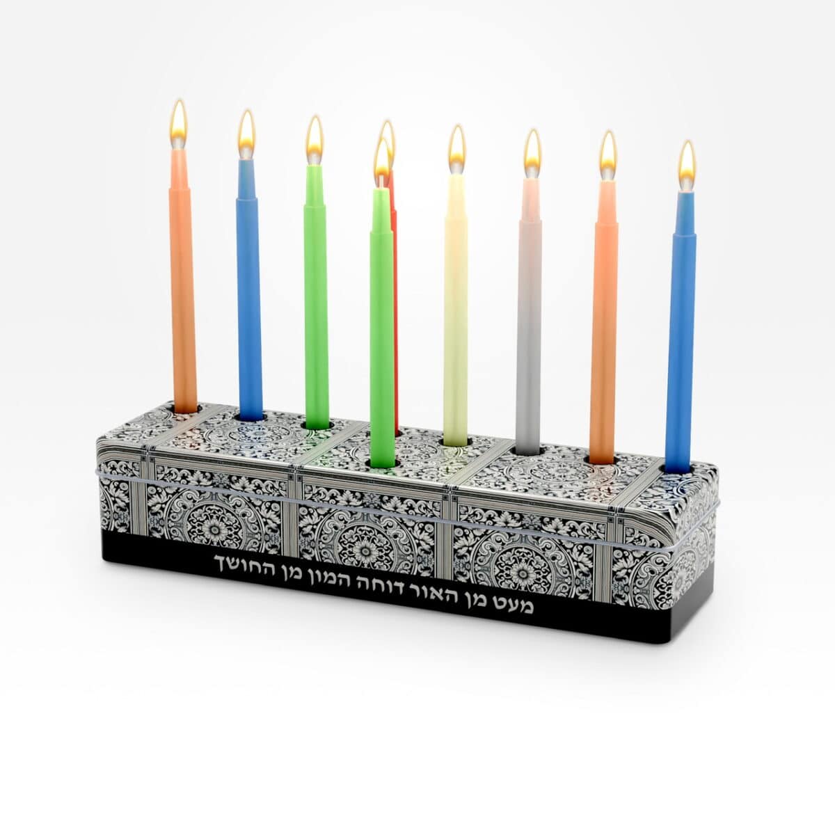 מארז חנוכייה פח עם 44 נרות צבעונים + ברכה מצורפת (דגם זאוס)